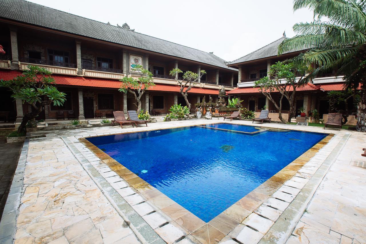 קוטה לומבוק Tunjung Bali Inn מראה חיצוני תמונה