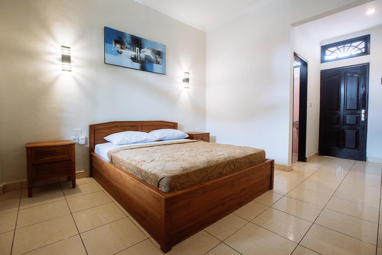 קוטה לומבוק Tunjung Bali Inn מראה חיצוני תמונה