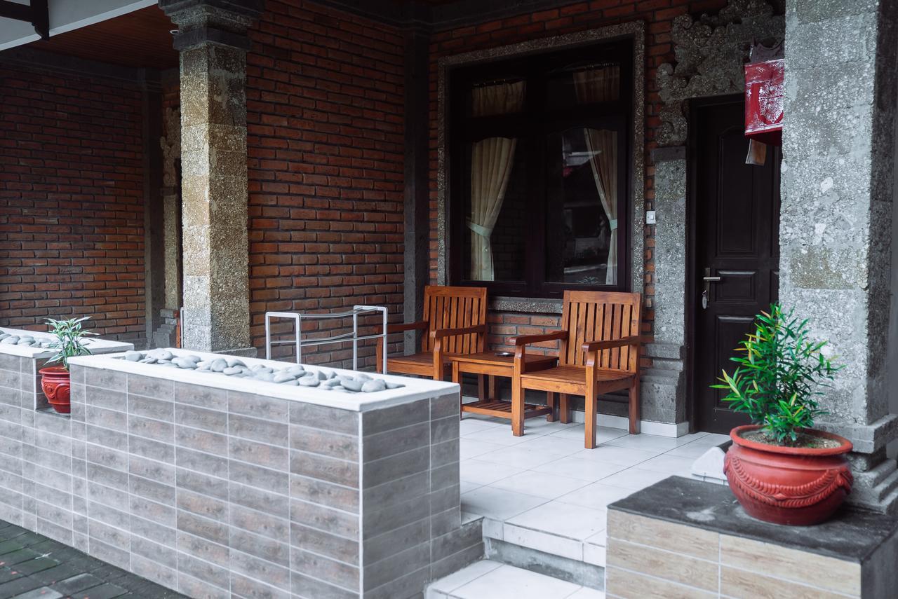 קוטה לומבוק Tunjung Bali Inn מראה חיצוני תמונה