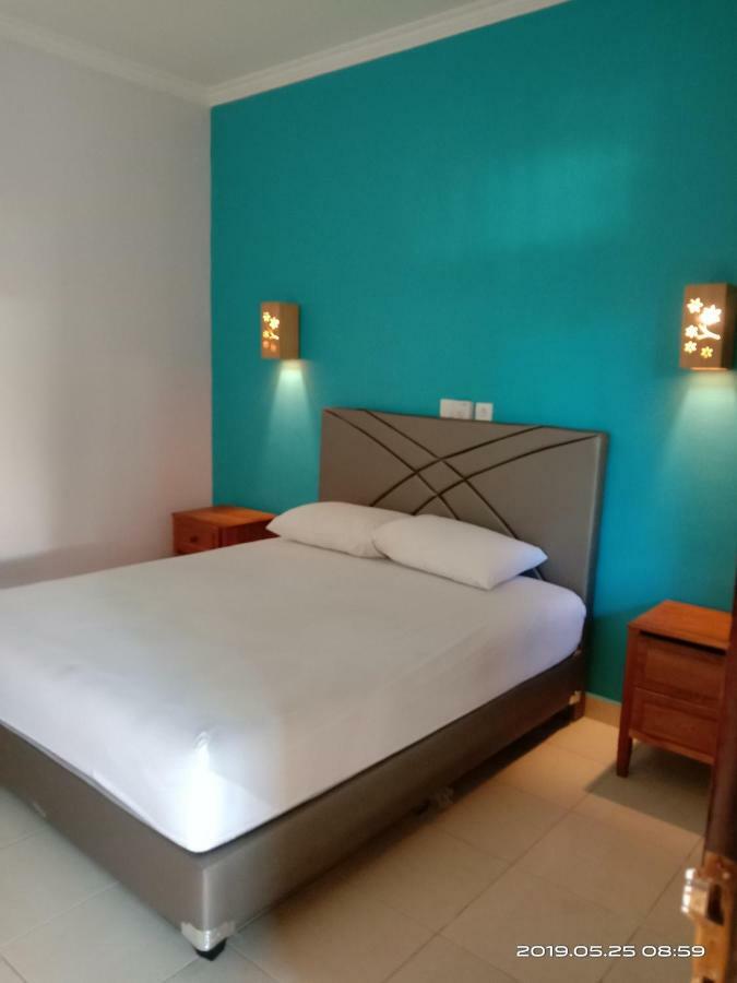 קוטה לומבוק Tunjung Bali Inn מראה חיצוני תמונה